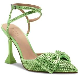 NWOT I.N.C. Stefia Bow Pumps